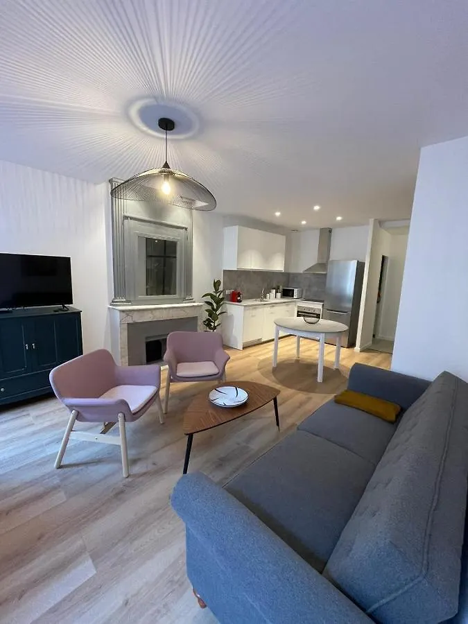 3 Pieces Neuf Au Pied Des Musees - Wifi & Parking location