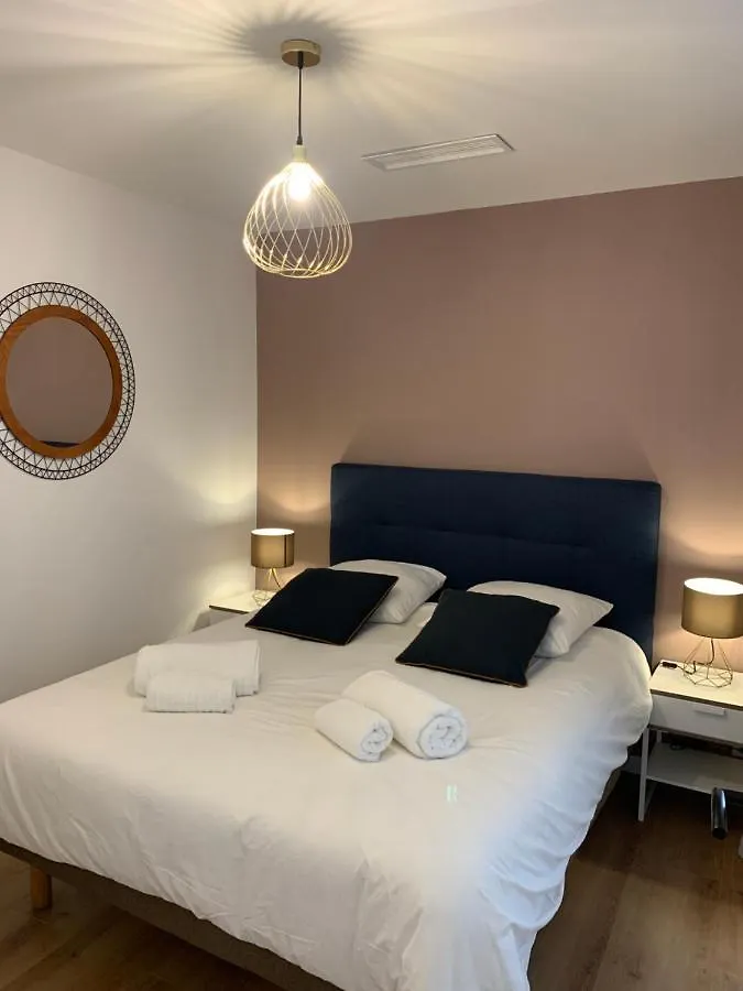 3 Pieces Neuf Au Pied Des Musees - Wifi & Parking Grasse Apartment